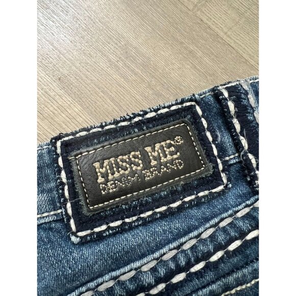 Miss Me Irene Capri Jeans Distressed Destroyed Flap Pocket sz 27 - Picture 5 of 16